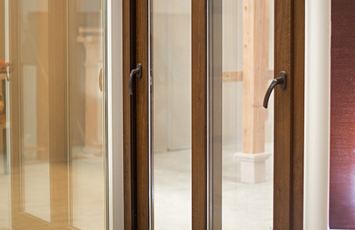 Caixilharia em PVC e Alumínios Carvalho Martins